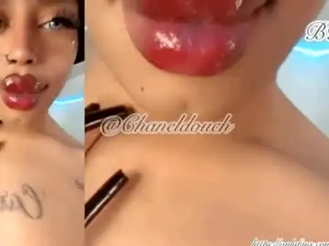 Chaturbate Nude Webcam of clermontt