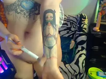 Chaturbate Live Sex Cam of lucindaschaible