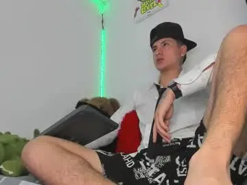 Chaturbate Live Sex Cam of mateo_escobar