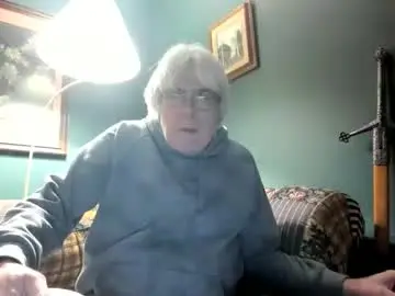 Chaturbate Live Sex Cam of dug38