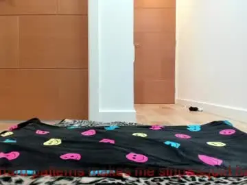 Chaturbate Live Sex Cam of my_moon_light