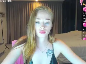 Chaturbate Nude Webcam of _hot_mia_1