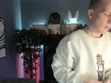 Chaturbate Live Sex Cam of alex__sweet