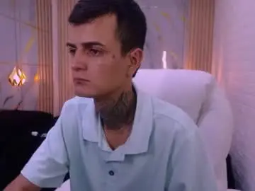 Chaturbate Sex Cam of benjamin_anthony