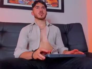 Chaturbate Live Sex Cam of danteeblake