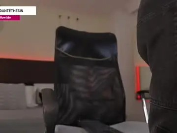Chaturbate Nude Webcam of danteestone