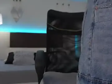 Chaturbate Free Porn Cam of danteestone