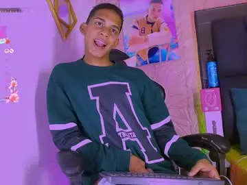 Chaturbate Adult Webcams of dilam_alfonzo