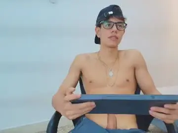 Chaturbate Sex Chat of lenny_knox2