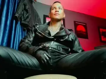 Chaturbate Live Sex of leonnardojaramillo