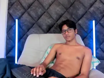 Chaturbate Free Live Porn of liamkron