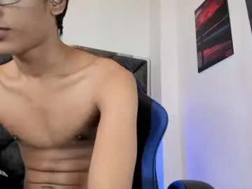 Chaturbate Best live sex cam show of liamkron