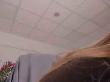 Chaturbate Live Sex of mia_meows