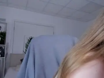 Chaturbate Live Sex of mia_meows