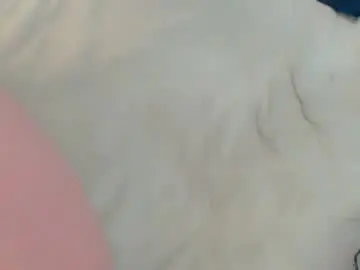 Chaturbate Live Sex Cam of mia_tins