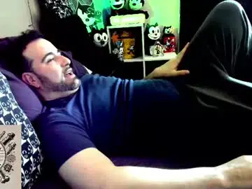 Chaturbate Live Sex Cam of rubenator69