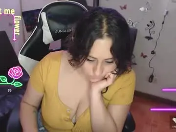 Chaturbate Live Sex Cam of sophiaa_vega_