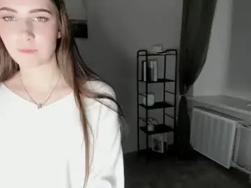 Chaturbate Live Sex Cam of suzy_pictures_