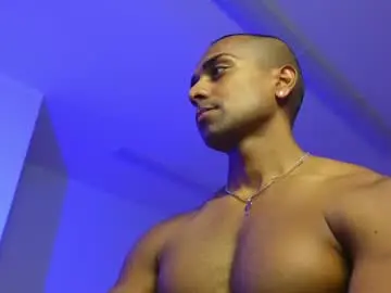 Chaturbate Live Sex Cam of jackson_brownie