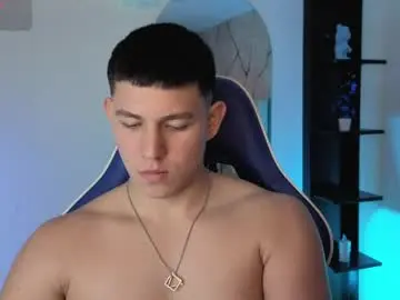Chaturbate Live Sex Cam of james_cr