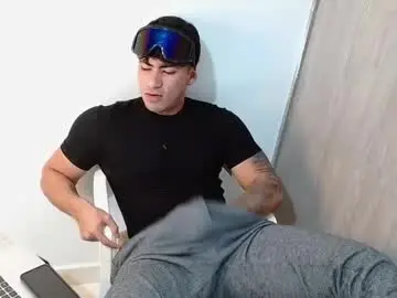 Chaturbate Free Porn Cam of m1chaelx_