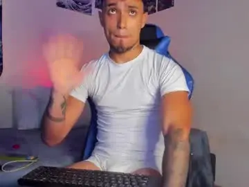 Chaturbate Free Porn Cam of salvatore_dereck