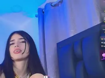 Chaturbate Best live sex cam show of sararoy_