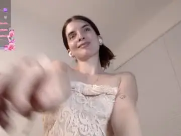 Chaturbate Watch Live Sex Cams of alahia_sky