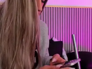 Chaturbate Free Porn Cam of ash_valentine