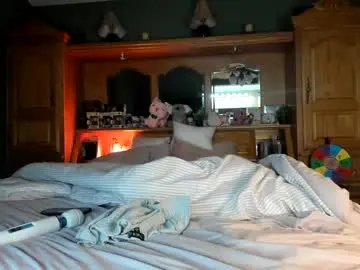 Chaturbate Live Sex of mariahpinkkitty