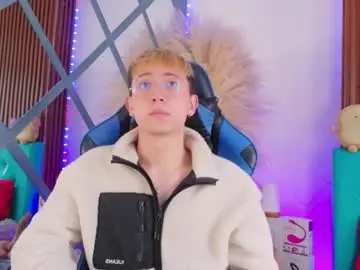 Chaturbate Adult Webcam of naughty__chris