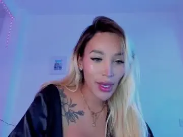 Chaturbate Free Porn Cam of _viioletweekend_