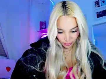 Chaturbate Free Porn Cam of _viioletweekend_