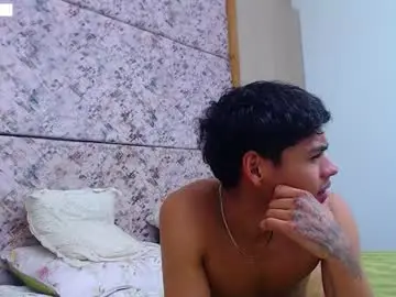 Chaturbate Best live sex cam show of adam_piarse