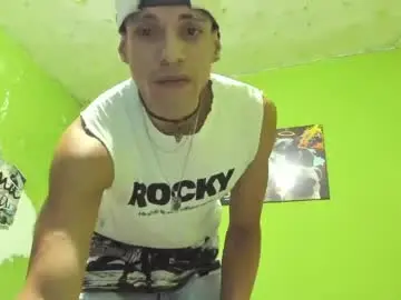 Chaturbate Live Sex Cam of brunocuttie94
