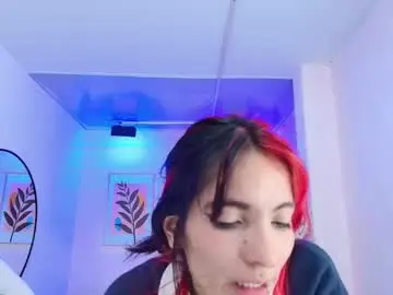 Chaturbate Live Sex Cam of dafne_huges