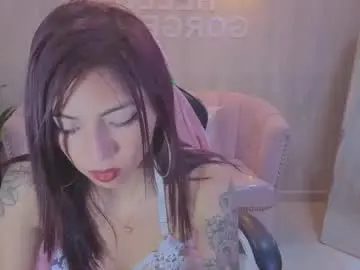 Chaturbate Best live sex cam show of elody_a