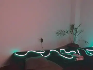 Chaturbate Adult Video Chat of julieta_livee