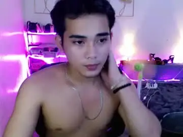 Chaturbate Free Live Porn of urpinoy_cummer