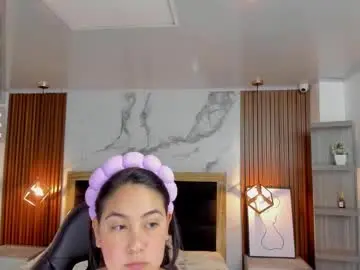 Chaturbate Live Sex Cam of violetta_ross1