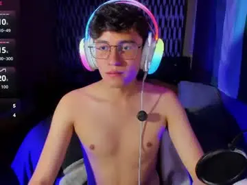 Chaturbate Sex Chat of angelito18_twink
