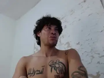 Chaturbate Watch Live Sex Cams of brucewayne1_