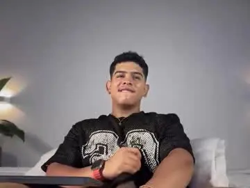 Chaturbate Live Sex Cam of scott_flintt