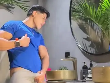 Chaturbate Live Sex Cam of scott_flintt