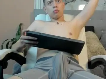 Chaturbate Sex Chat of alex_xhunter