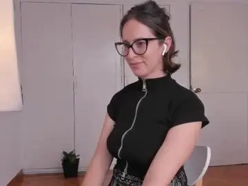 Chaturbate Adult Webcams of cuddlingbunnny