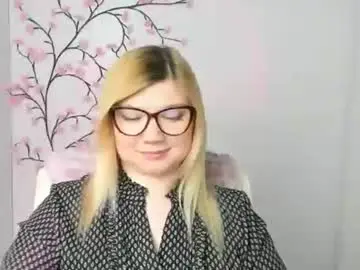 Chaturbate Adult Webcam of molly_moree