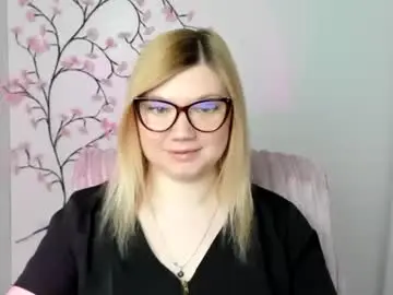 Chaturbate Nude Webcam of molly_moree