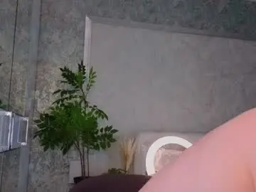 Chaturbate Sex Cam of quennacindy