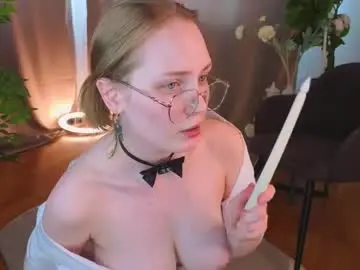 Chaturbate Adult Video Chat of quennacindy